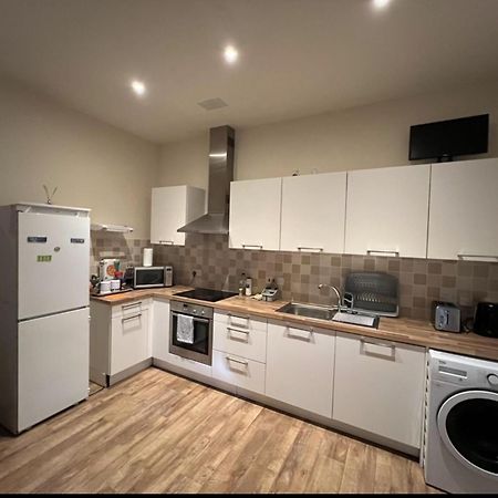 Lovely Twin 2-Flats Condo In Aberdeen-No Party Екстериор снимка