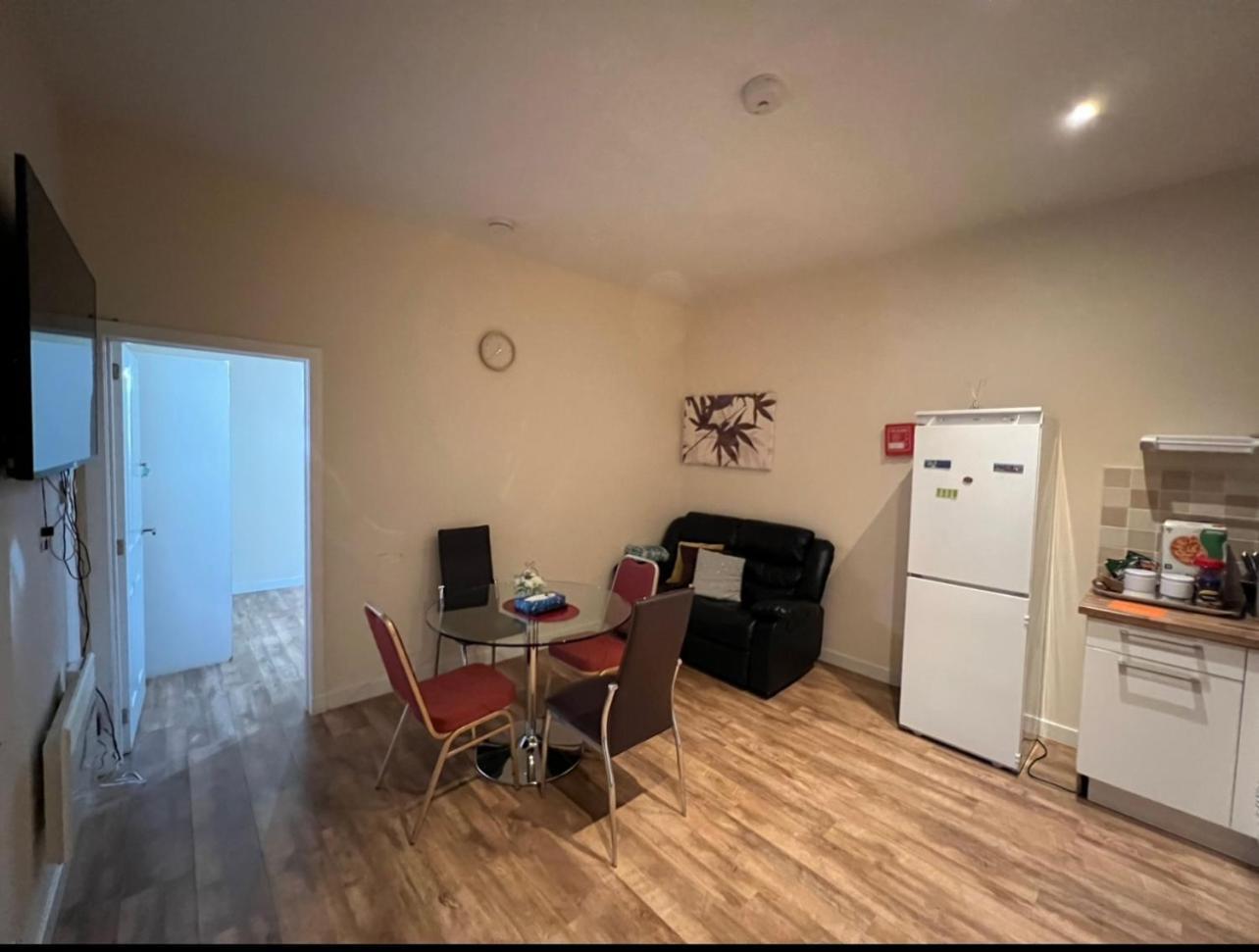 Lovely Twin 2-Flats Condo In Aberdeen-No Party Екстериор снимка